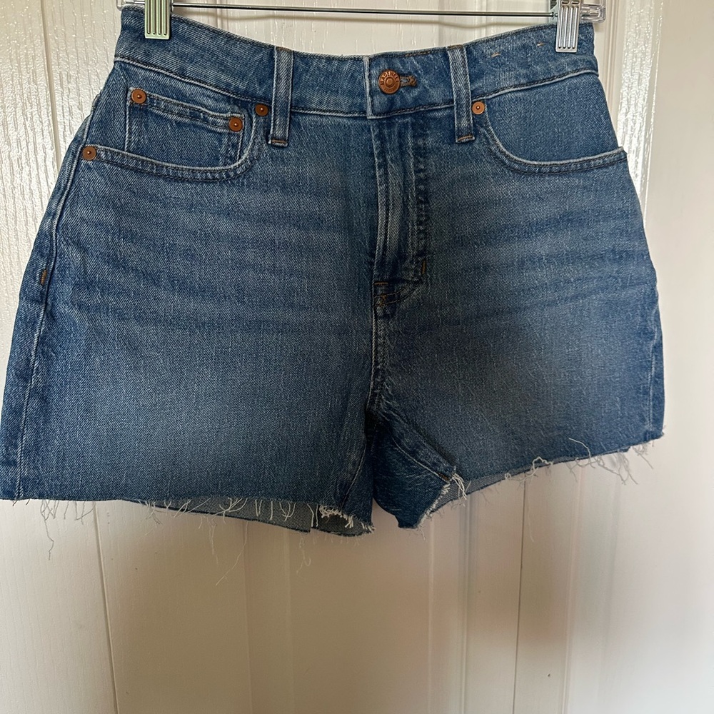 NWOT - Madewell - The Curvy Perfect Jean Short, Size 26